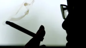 Patru obiceiuri proaste care ne îmbătrânesc cu 12 ani