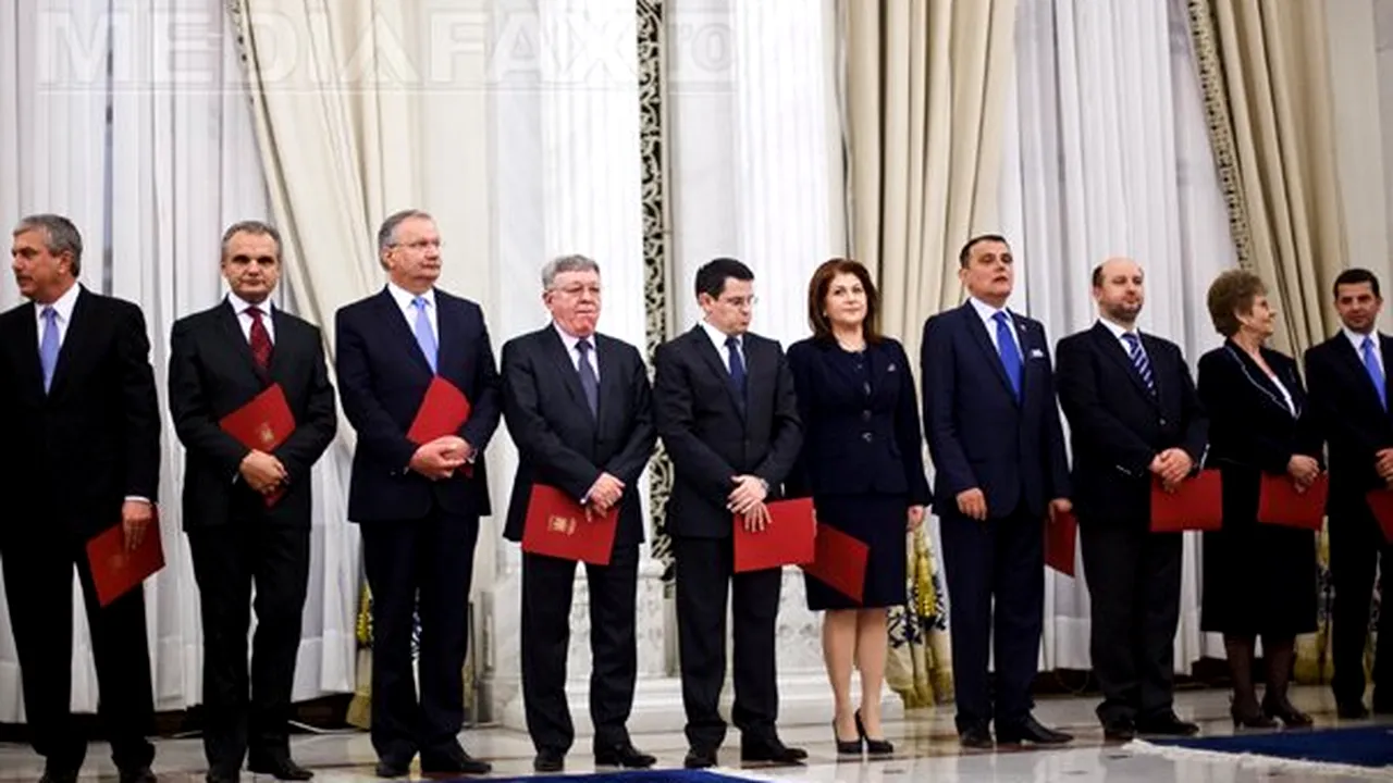 Guvernul recuperează din contul primăriilor PDL banii alocaţi de Ungureanu şi încă necheltuiţi