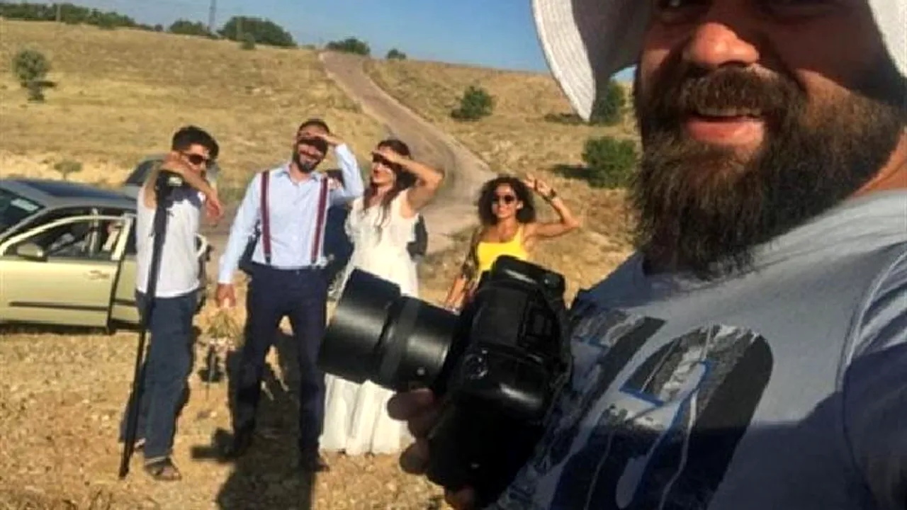 Un fotograf de nunţi l-a bătut pe mire după ce a aflat că mireasa lui este minoră