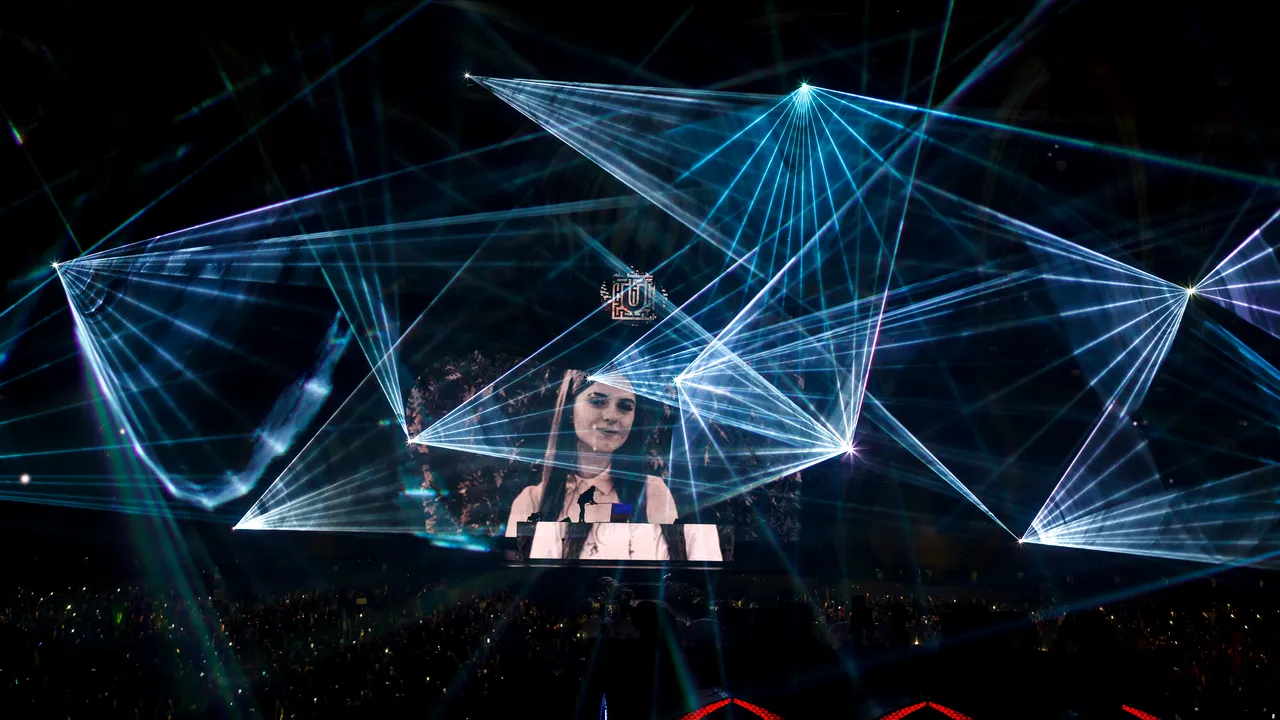 Moment emoţionant la UNTOLD : DJ Don Diablo i-a dedicat o melodie Alexandrei: „Ne vei lipsi, nu vei fi uitată, oriunde ai fi” | GALERIE FOTO, VIDEO