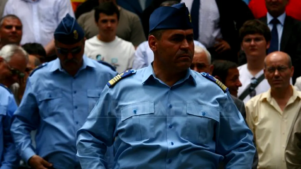 MApN: Comandantul Şcolii de la Boboc, al 11-lea mort în accidentul de la Tuzla