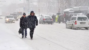 Directorul ANM, despre avertizarea cod galben de ninsori, ploi, polei şi vânt. Când va ninge în Bucureşti