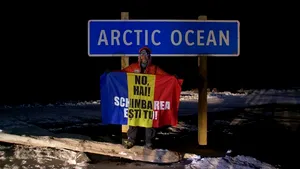 Bibliotecarul Avram Iancu a terminat pe locul trei ultramaratonul „6633 Arctic Ultra”, cel mai dur maraton din lume | VIDEO