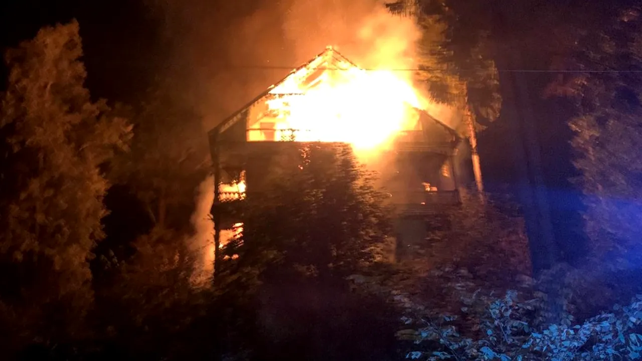 Incendiu la o pensiune din Borsec, judeţul Harghita