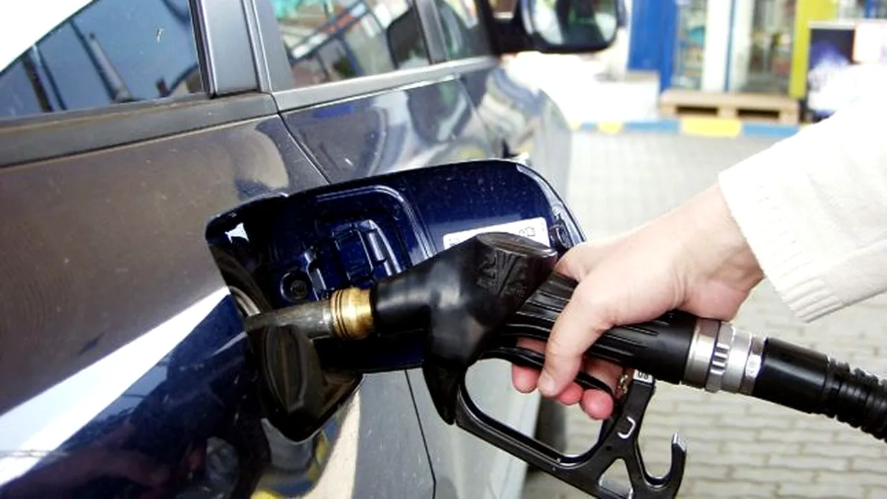 Plenul Senatului a decis menţinerea supraaccizei la combustibil: Legea a trecut în forma propusă de Guvern