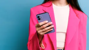 Inteligenţa artificială detectează depresia prin analizarea ochilor şi a expresiilor faciale