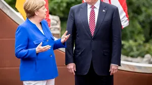 Angela Merkel denunţă ameninţările lui Donald Trump privind 
