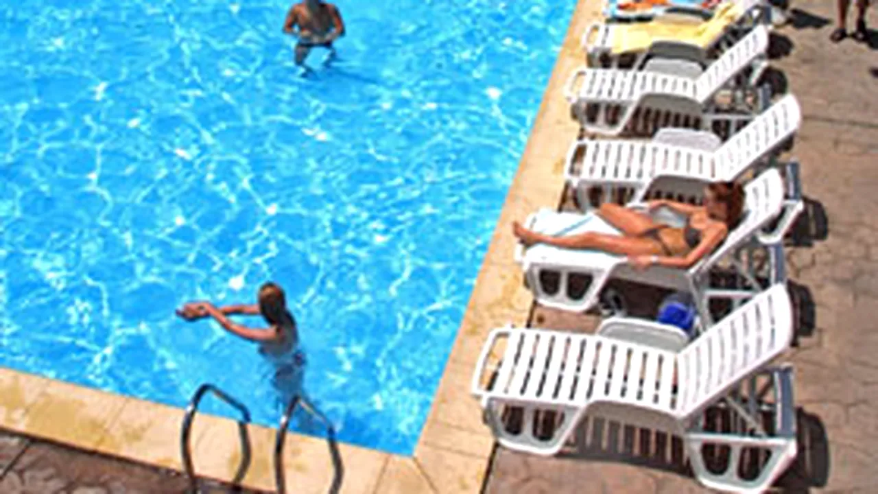 Copil de 5 ani, înecat în piscina unui hotel din Eforie Sud