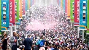 Lupta anti-COVID. A venit ”Ziua libertăţii” în Anglia: purtarea măştii nu mai este obligatorie 