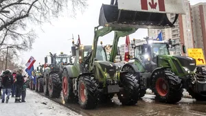 Protestele antivaccinare continuă în Ottawa. Stare de urgenţă din cauza 