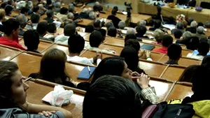 Studenţii vor fi verificaţi cu aparate anti-fals