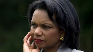 Condoleezza Rice va semna la Praga un tratat între Cehia şi SUA privind scutul antirachetă