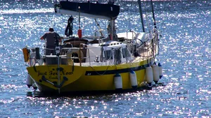 Primul marinar orb din lume care a reuşit să traverseze Pacificul. Scopul emoţionant al voiajului istoric | FOTO