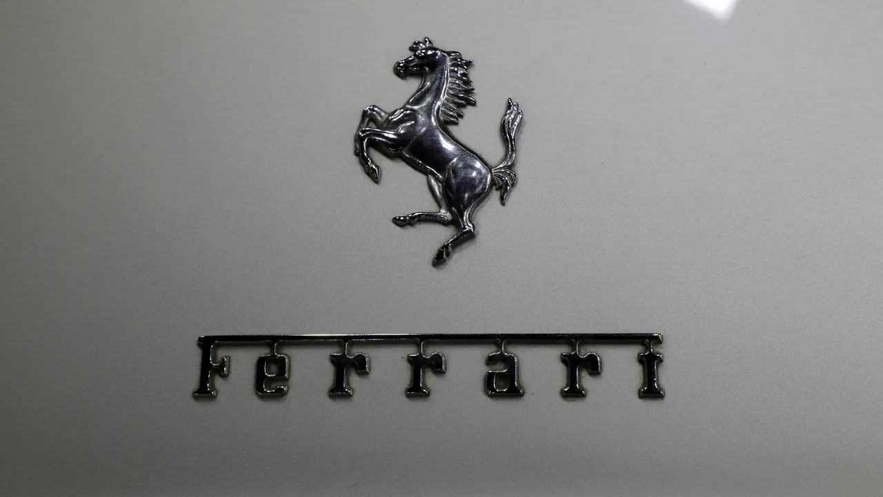 Ferrari pregăteşte primul model electric, iar CEO-ul companiei spune că va fi 