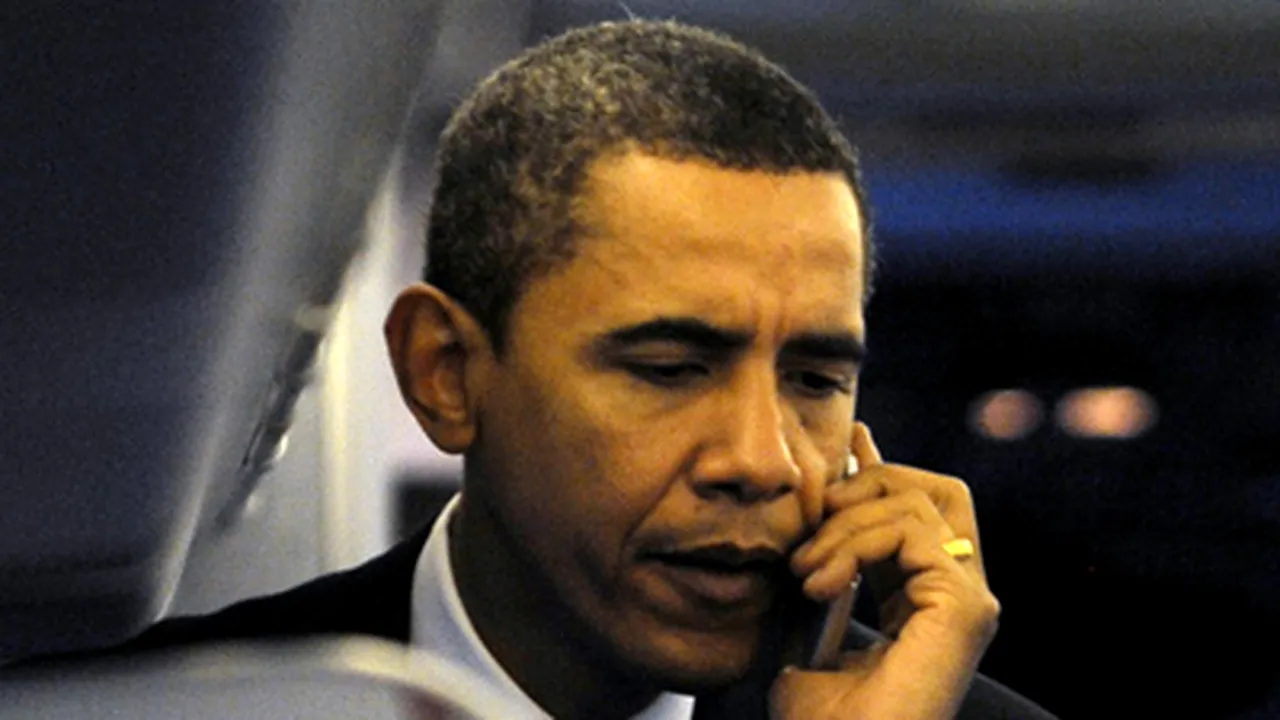 Obama îşi va păstra telefonul BlackBerry