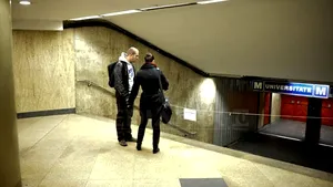 RATB şi Metrorex ameninţă cu greva. Ar putea fi disponibilizaţi 4.500 de angajaţi RATB. Sindicalişti Metrorex: Să lucreze Oprescu şi Ponta la metrou