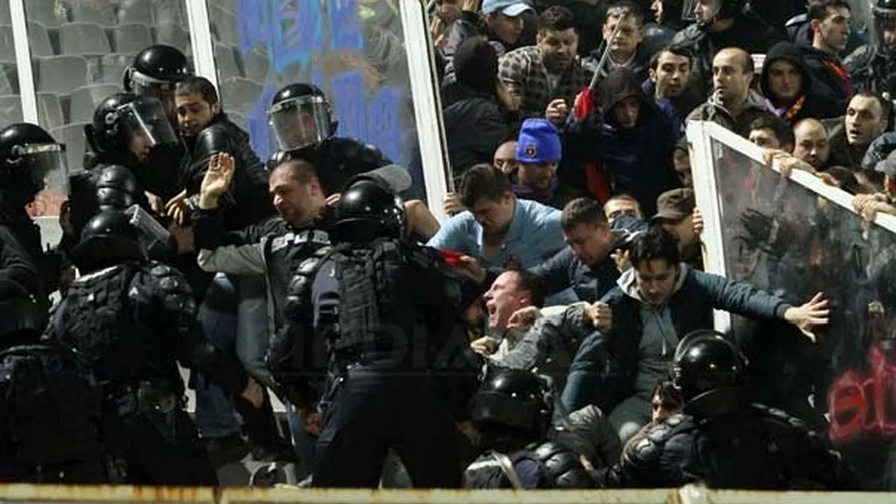 11 suporteri cercetaţi şi aproape 300 amendaţi în urma incidentelor la meciul Rapid-Steaua. Vezi aici imagini