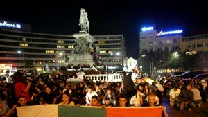 Conflictul interetnic din Bulgaria ia amploare: Violenţe într-un cartier al romilor din oraşul bulgar Blagoevgrad - VIDEO