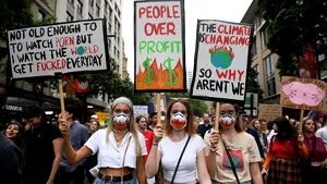 Protest masiv în Sydney după ce poluarea a atins niveluri alarmante din cauza fumului degajat de incendiile de vegetaţie