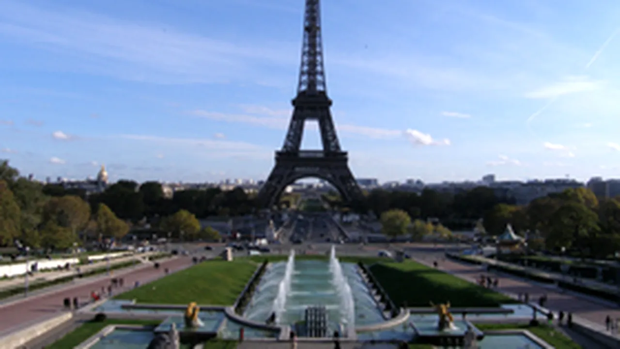 Parisul, pus sub supraveghere