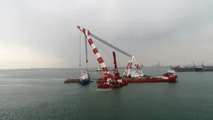 Epava cu oi moarte de la Midia va fi scoasă din apă. Nava ar putea fi adusă luni la cheu. FOTO