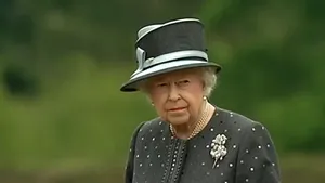 Regina Elizabeth a vizitat fostul lagăr nazist german Bergen - Belsen - VIDEO