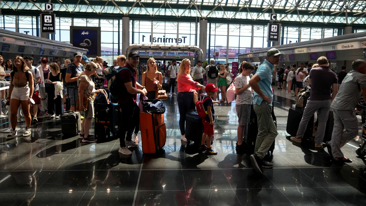 Un număr record de 4,7 miliarde de pasageri vor zbura la nivel mondial în 2024