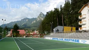 Simona Halep şi Ilie Năstase, meci demonstrativ la Buşteni, la inaugurarea unei arene de tenis