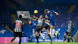 Chelsea Londra se menţine în cursa pentru un loc de Champions League