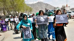 Manifestaţie de protest la Kabul, după executarea sumară a unei femei acuzată de adulter