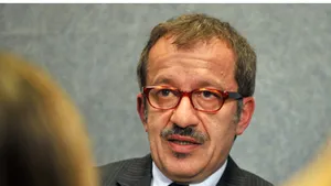 Maroni nu a participat la conferinţa unde urma să aibă o întâlnire cu Cristian David