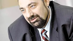 Directorul general al CFR Marfă, Mihuţ Crăciun, a fost revocat din funcţie