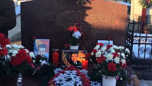 Nostalgicii, la mormântul lui Ceauşescu: 