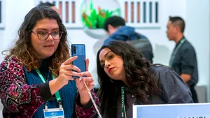 Huawei a relansat un telefon din 2019 deoarece modelul are acces la serviciile Google