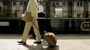 Ministerul Turismului roagă firmele de publicitate să-i pună la dispoziţie gratuit panouri outdoor