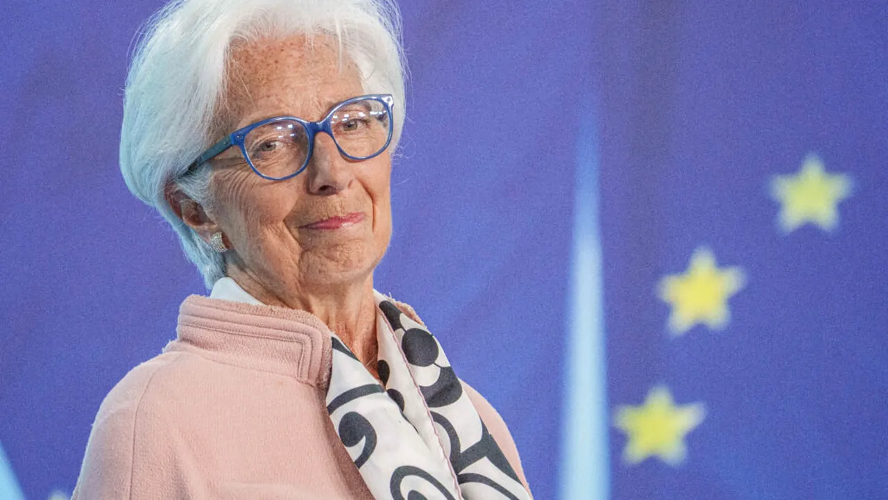 Lagarde cere Chinei să-și schimbe schimbe practicile economice pentru a evita o recesiune