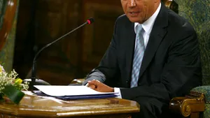 Băsescu cere sprijinul FMI pentru a 