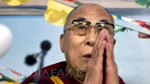 Papa Francisc nu-l primeşte pe Dalai Lama cu ocazia summitului laureaţilor Nobel de la Roma