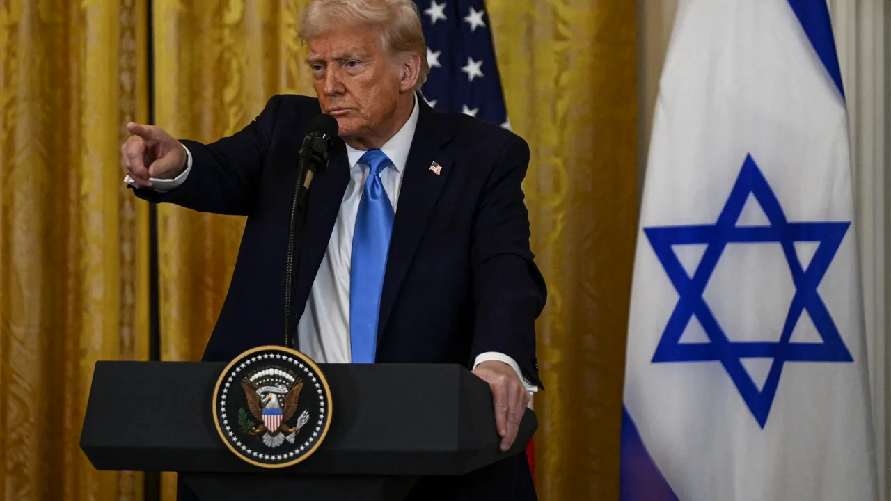 Trump cere eliberarea ostaticilor isreaelieni până sâmbătă, ameninţând cu represalii în Gaza