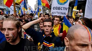 Marş de amploare în Chişinău. 50.000 de oameni au cerut unirea Moldovei cu România - VIDEO