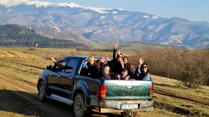 Ministrul Raluca Turcan, fără mască la un eveniment în Sibiu. Un participant are COVID-19