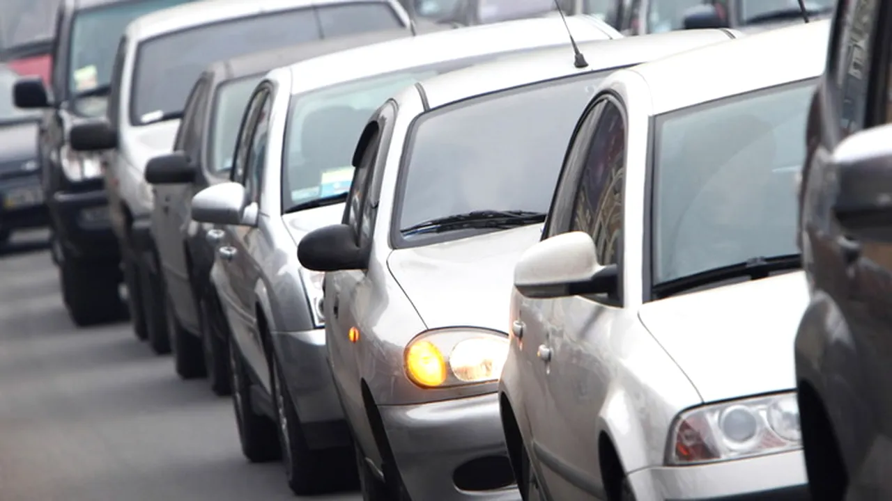Centrul Infotrafic: Aglomeraţie pe Valea Prahovei şi Valea Oltului