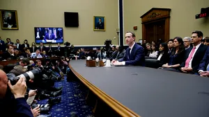 Facebook cere guvernanţilor lumii ajutor pentru reglementarea conţinutului pe internet. Scrisoare deschisă transmisă de Mark Zuckerberg 