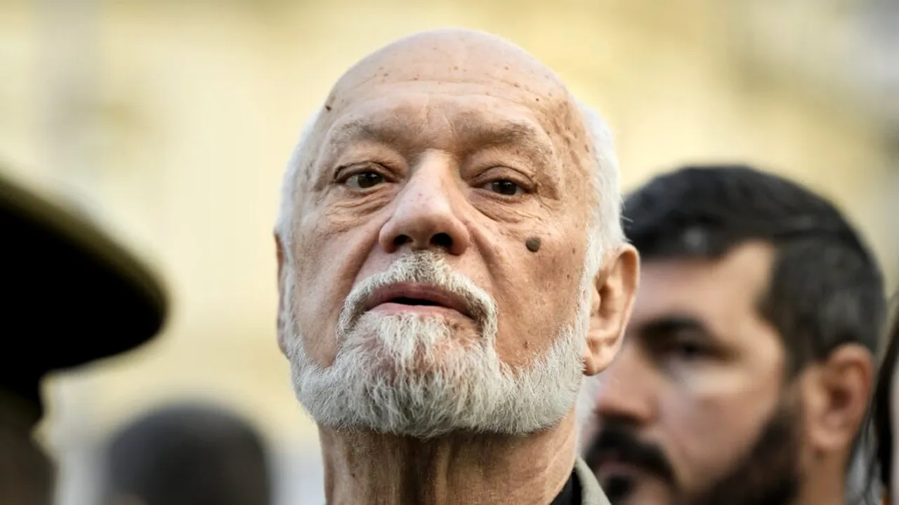 Gelu Voican Voiculescu și-a dat fiica în judecată după ce i-a vândut fictiv un conac ca să scape de RAPPS