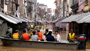 Cel puţin 127 de morţi în urma ploilor torenţiale din China- AFP