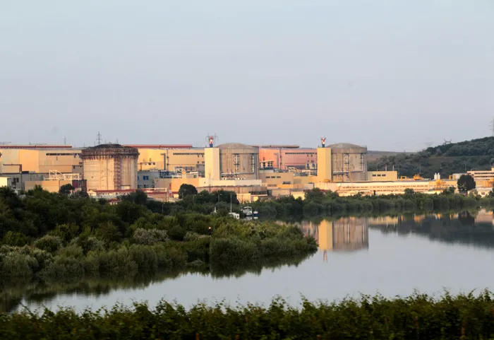 ECONOMIC Ambele reactoare de la Cernavodă rămân oprite din cauza nivelului Dunării. Nuclearelectrica: Nu există riscuri pentru securitatea nucleară