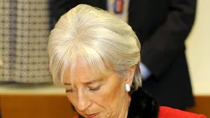 Lagarde a evitat punerea sub acuzare în cazul Tapie, dar va fi martor asistat