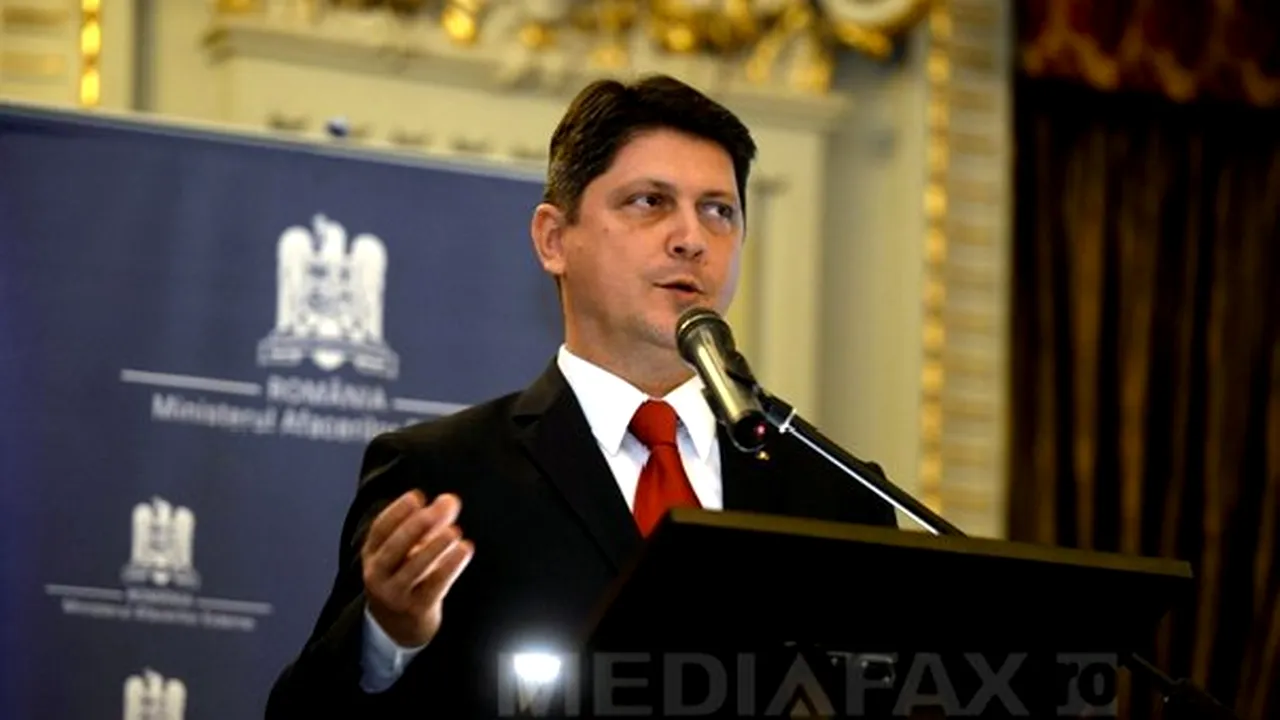 Titus Corlăţean (PSD): „Am fost şocat că s-a adoptat această ordonanţă de urgenţă Prună care redă competenţă de cercetare ofiţerilor de informaţii. Treaba asta nu are de-a face cu democraţia”