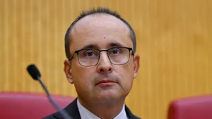 Ce se întâmplă cu facturile la electricitate ale românilor? Cristian Bușoi: Furnizorii nu intenționează să modifice prețurile