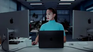 Apple a lansat noua generaţie de MacBook Pro, iMac şi trei noi cipuri care să le alimenteze